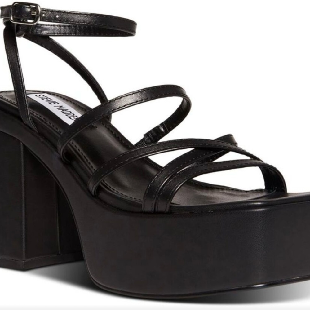 Steve Madden strappy chunky platform sandals